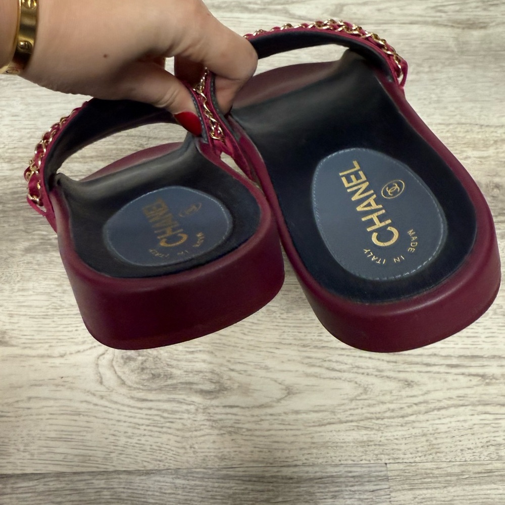 Chanel slides - Picture 4 of 10